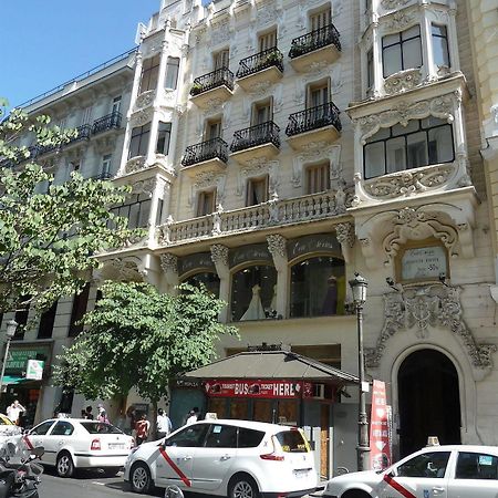 Hostal Mayor Мадрид Екстериор снимка