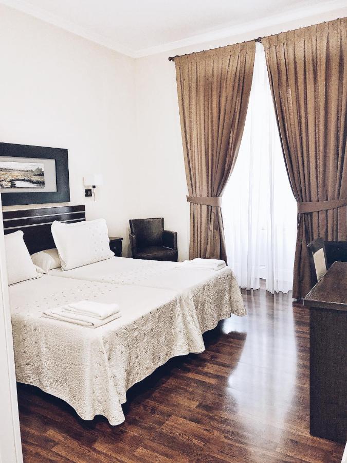 Hostal Mayor Мадрид Екстериор снимка